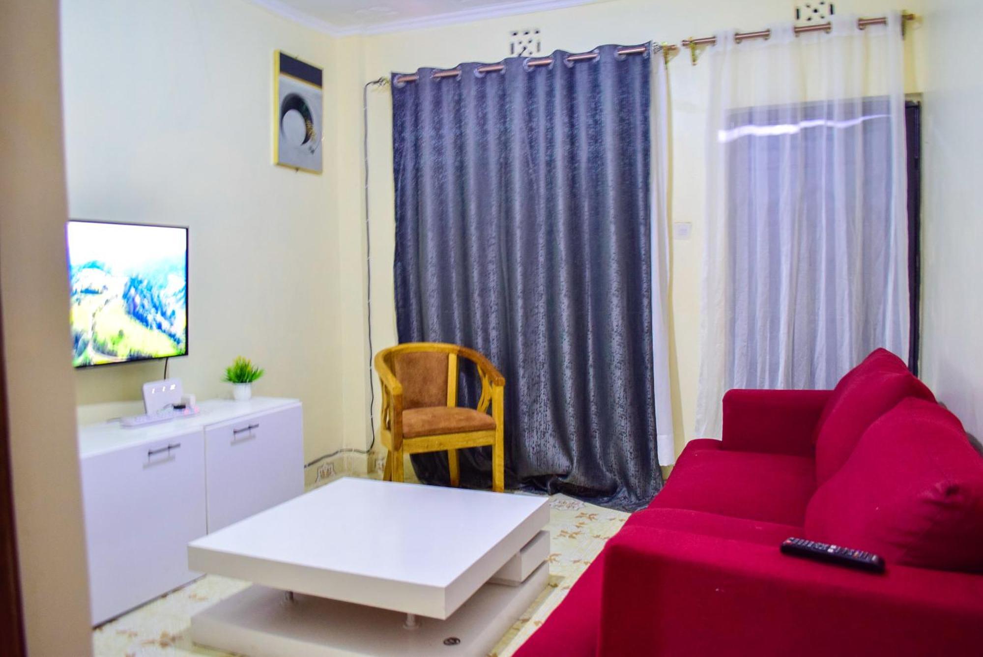 Linet'S Apartment Nyeri Exterior foto